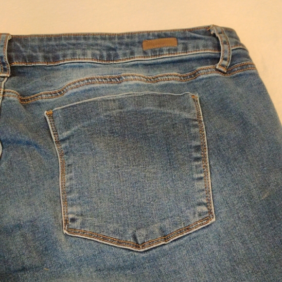 Kut. Women's Blue Jeans - Picture 3 of 11